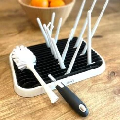 Nevi Afdruiprek Met Lekbak - Afdruipmat Voor 10 Flessen - Opvouwbaar Droogrek Babyfles - Inclusief Afwasborstel -Peuterpaleis Winkel 1198x1200 55