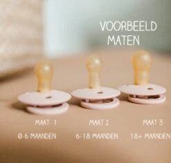 BIBS Fopspeen Maat 1 0-6 Maanden Glow Black & Glow Dark Oak - Natuurrubber Baby Speen 2 Stuks Glow In The Dark 10 BIBS Fopspeen Maat 1 0-6 Maanden Glow Black & Glow Dark Oak - Natuurrubber Baby Speen 2 Stuks Glow In The Dark -Peuterpaleis Winkel 1200x1147 5