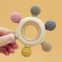 Merkloos Bijtring - Bijtspeelgoed - BPA Vrij - Siliconen - Baby Speelgoed - Roze -Peuterpaleis Winkel 1200x1189 3