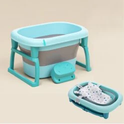 FOXSPORT Babybadje - Inklapbaar Bad - Bad Baby - Zitbad - Bath Bucket - Opvouwbaar Bad Kinderen - Baby Badje - Opvouwbaar Bad Baby - Baby Badkussen - Geschikt Voor Kinderen Van 0-12 - Met Standaard, Met Badmat, Met Badkruk -Peuterpaleis Winkel 1200x1200 1029