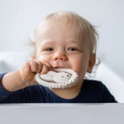 Bambolino Toys - Nijntje Bijtring - Natuurlijk Rubber - Kraamcadeau - Baby -Peuterpaleis Winkel 1200x1200 1204