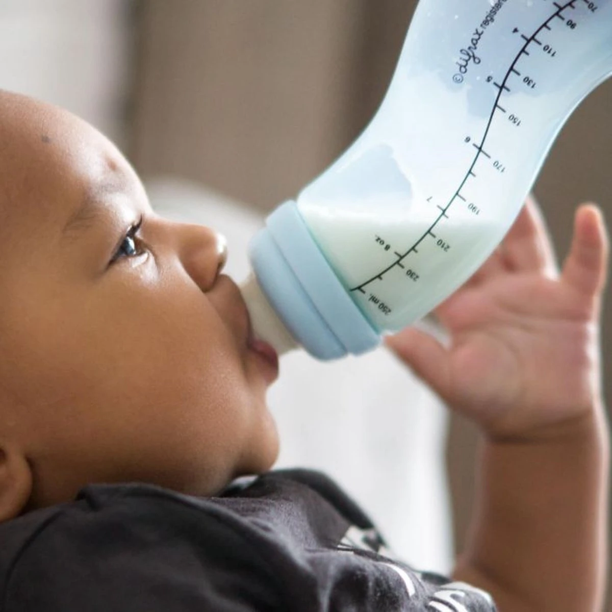 Difrax - S-Fles Natural - Babyfles Caramel - 0+ Maanden - 250ml 8 Difrax - S-Fles Natural - Babyfles Caramel - 0+ Maanden - 250ml - Afbeelding 6