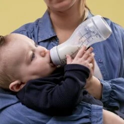 Difrax Babyfles 250 Ml Natural - Anti-Colic - Groen - 2 Stuks -Peuterpaleis Winkel 1200x1200 1716