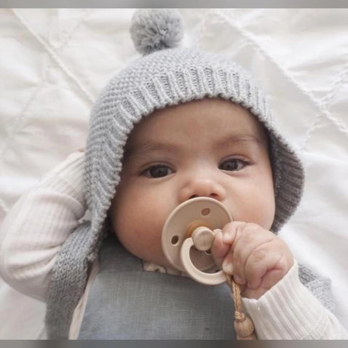 Bibs Fopspeen - Maat 1 0-6 Maanden - 1 Stuk - Glow In The Dark Vanilla 5 Bibs Fopspeen - Maat 1 0-6 Maanden - 1 Stuk - Glow In The Dark Vanilla - Afbeelding 3