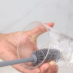 Flessenborstel - Flessenborstel Baby - Flessenreiniger - Flessenlikker - Pottenlikker - Flessenlikker Vaatwasserbestendig - Flessenlikker Siliconen - Flessentrekker - Flessenschraper -Peuterpaleis Winkel 1200x1200 1892