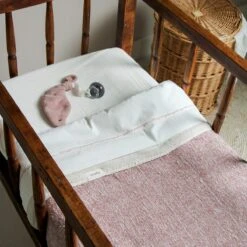 Koeka Baby Dekentje Wieg Vigo Teddy - Oud Roze - 75x100cm -Peuterpaleis Winkel 1200x1200 2460