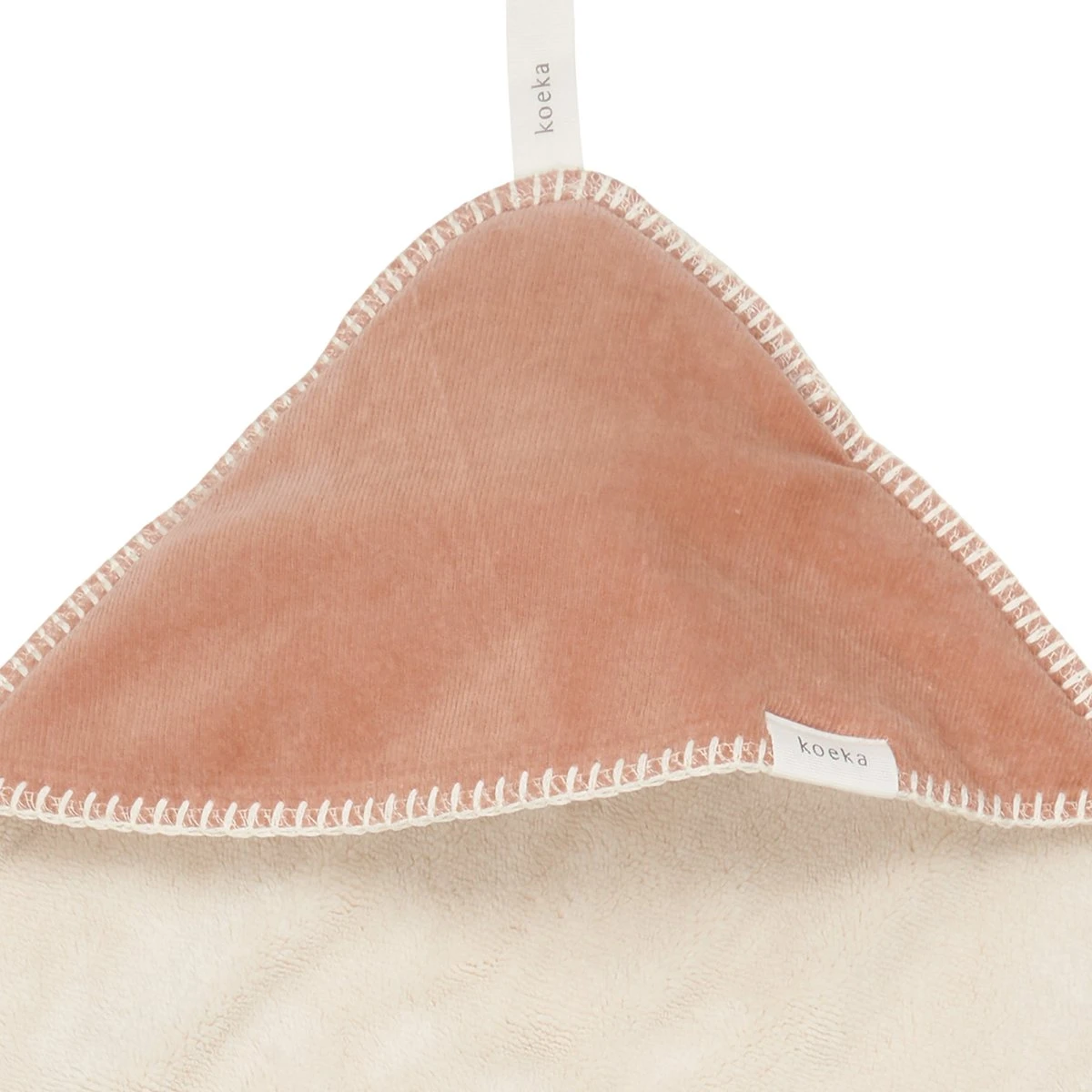 Koeka Omslagdoek Teddy Oddi - Lichtbruin - 100x100cm 4 Koeka Omslagdoek Teddy Oddi - Lichtbruin - 100x100cm - Afbeelding 2