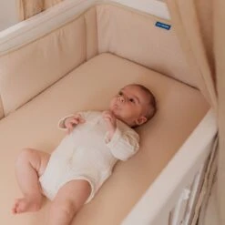 AeroSleep® Bedomrander - Almond -Peuterpaleis Winkel 1200x1200 2623