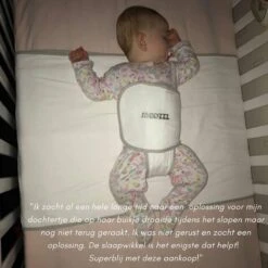 Snoozzz Slaapwikkel Regular - Baby Slaaphulp - Voorkomt Voorkeurshouding - Geschikt Voor Wieg En Ledikant - 0+ Maanden - Wit/Grijs - 180 X 50 Cm -Peuterpaleis Winkel 1200x1200 2724