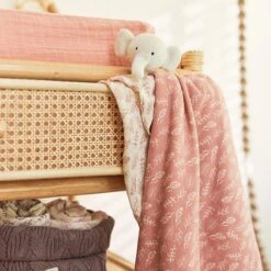 Jollein Badcape Meadow 75x75cm - Rosewood -Peuterpaleis Winkel 1200x1200 715