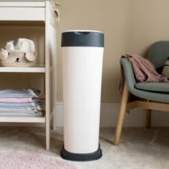 Tommee Tippee Twist & Click XL-luieremmer - Voor Maximaal 60 Luiers - Milieuvriendelijker Systeem - 1 Navulcassette - Duurzaam Geproduceerde Antibacteriële GREENFILM -Peuterpaleis Winkel 1200x1200 793