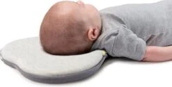Teppie Baby Hoofdkussen Ergonomisch - Plat Hoofd Kussen - Goed Tegen Voorkeurshouding - Afgeplat Achterhoofd - Orthopedisch Hoofdkussen Voor Baby's 9 Teppie Baby Hoofdkussen Ergonomisch - Plat Hoofd Kussen - Goed Tegen Voorkeurshouding - Afgeplat Achterhoofd - Orthopedisch Hoofdkussen Voor Baby's -Peuterpaleis Winkel 1200x605 1