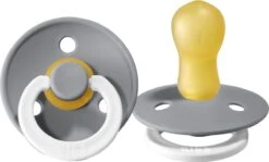 BiBS - Colour Collection - Stage 3 Fopspeen - 18+ Maanden - 2 Stuks - Sage Glow / Cloud Glow -Peuterpaleis Winkel 1200x722