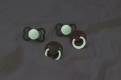 BiBS - Colour Collection - Stage 3 Fopspeen - 18+ Maanden - 2 Stuks - Sage Glow / Cloud Glow -Peuterpaleis Winkel 1200x799 46