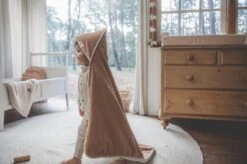 Koeka Omslagdoek Teddy Oddi - Lichtbruin - 100x100cm 23 Koeka Omslagdoek Teddy Oddi - Lichtbruin - 100x100cm -Peuterpaleis Winkel 1200x799 86