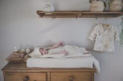 Koeka Omslagdoek Baby Wafel Antwerp - Naturel -Peuterpaleis Winkel 1200x799 90