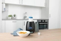 Alecto BW700BK - Snelle Digitale Flessenwarmer 500W Voor Opwarmen, Steriliseren En Ontdooien - Inclusief Stoomkap - Bediening Via Display - Zwart -Peuterpaleis Winkel 1200x800 170