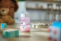Philips Avent Anti-colic SCF821/14 - Babyfles (260 Ml) - 1 Stuk - Roze -Peuterpaleis Winkel 1200x800 200
