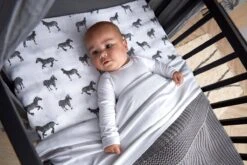 Meyco Herringbone Ledikant Deken - Grijs - 100x150cm -Peuterpaleis Winkel 1200x800 377