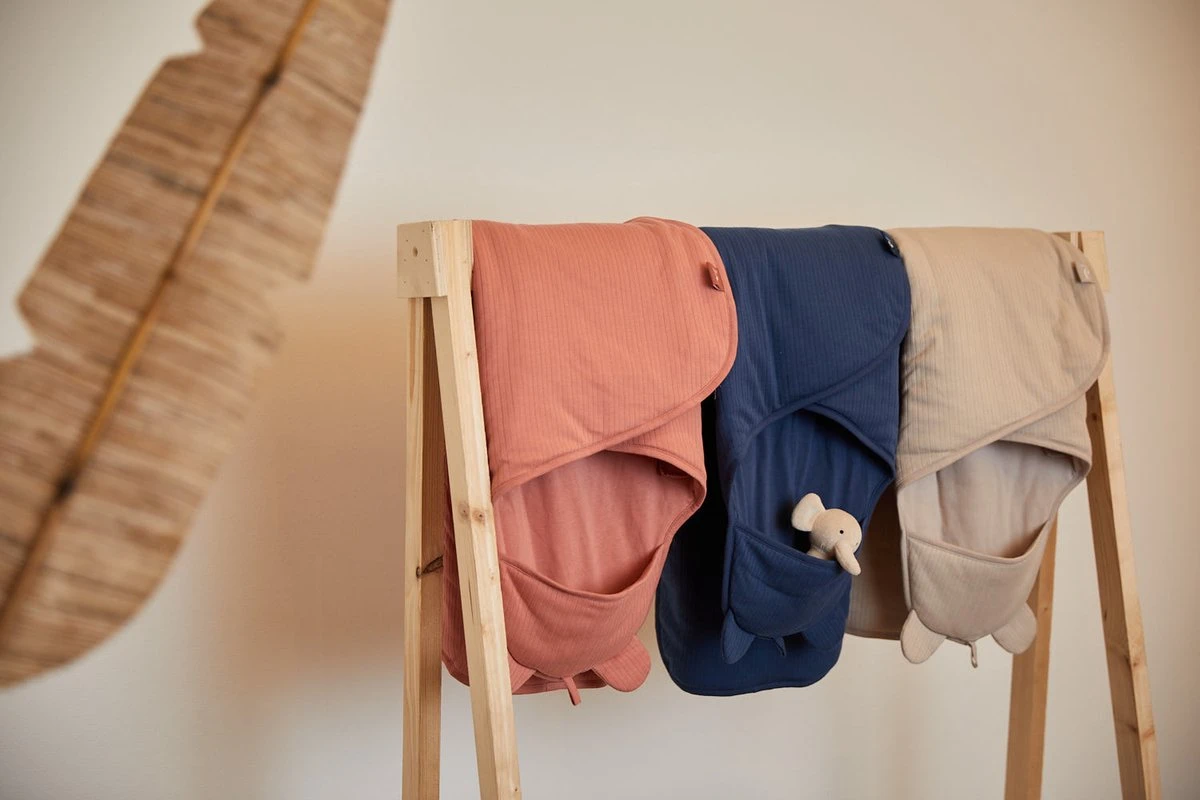 Jollein Wikkeldeken Basic Stripe - Nougat 8 Jollein Wikkeldeken Basic Stripe - Nougat - Afbeelding 6