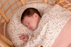 Little Dutch Ledikantdeken Flowers & Butterflies -Peuterpaleis Winkel 1200x800 470