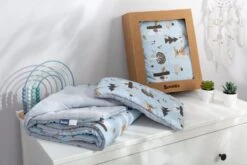 Sensillo Baby Dekbed En Kussen - Cadeau Set - Katoen - Blauw -Peuterpaleis Winkel 1200x800 556