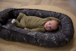 MamaLoes Marble Black Babynest -Peuterpaleis Winkel 1200x800 572