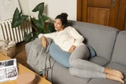 Doomoo Basics Comfy Big - Voedingskussen - Biokatoen - 190cm - Tetra Blue -Peuterpaleis Winkel 1200x801 24