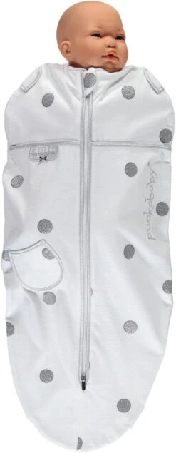 Puckababy Inbakerslaapzak Original Mini - 3-6 Maanden - White Dotty -Peuterpaleis Winkel 467x1200 1