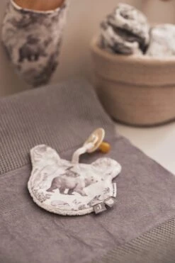 Jollein Speendoekje Pimpelmees - Forest Animals 14 Jollein Speendoekje Pimpelmees - Forest Animals -Peuterpaleis Winkel 800x1200 137