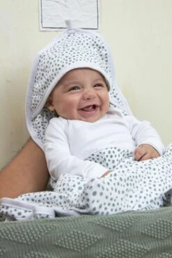 Meyco Badcape Basic Jersey/Cheetah 2-pack - Forest Green - 80x80cm -Peuterpaleis Winkel 800x1200 20