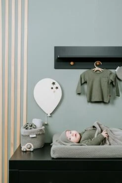 Baby's Only Gebreide Wikkeldeken - Omslagdoek Baby Sky - Teddy Voering - Urban Green - 75x75 Cm - Geschikt Voor Drie- En Vijfpuntsgordel -Peuterpaleis Winkel 800x1200 238