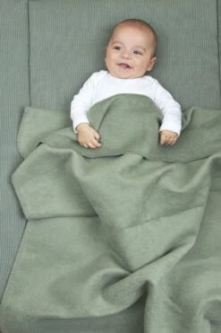 Meyco Uni Ledikant Deken - Forest Green - 100x150cm -Peuterpaleis Winkel 800x1200 350