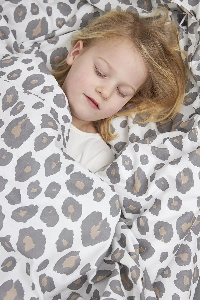 Meyco Panter Dekbedovertrek Ledikant - Neutral - 100x135cm 6 Meyco Panter Dekbedovertrek Ledikant - Neutral - 100x135cm - Afbeelding 4