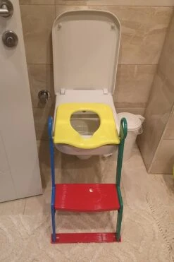 Motek® - WC Verkleiner - Wc Verkleiner Met Trapje - Toiletverkleiner - Toilettrainer - Wc Verkleiner Opvouwbaar - 2 Tot 7 Jaar - Trainer Met Opstapje -Peuterpaleis Winkel 800x1200 70