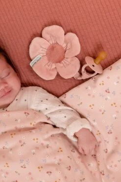 Little Dutch - Flowers & Butterflies - Speendoekje 12 Little Dutch - Flowers & Butterflies - Speendoekje -Peuterpaleis Winkel 801x1200 55