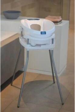 Babypatent AquaScale - Babybadje Safety Standaard (excl. Badje) -Peuterpaleis Winkel 805x1200