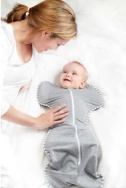 Love To Dream™ Babyslaapzak Swaddle Up™ - Inbakeren - Baby 0-3 Maanden - 3.5-6 Kg - All Season - Grijs -Peuterpaleis Winkel 805x1200 3