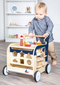 Baby Walvis Loopwagen - Houten Speelgoed Vanaf 1 Jaar -Peuterpaleis Winkel 848x1200 1
