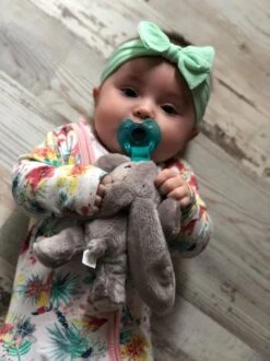 MijnNami Speenknuffel Konijntje Zonder Speen - Afneembaar Speentje - BPA Vrij -Peuterpaleis Winkel 898x1200 3