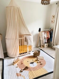 Love By Lily - Groot Speelkleed - Mr. Chairman Lion - 200x150cm 15 Love By Lily - Groot Speelkleed - Mr. Chairman Lion - 200x150cm -Peuterpaleis Winkel 899x1200 4