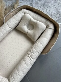 Bébélunes - ToGo Dot Beige - Babynest - Beige - 30x50 - Inclusief Kussen -Peuterpaleis Winkel 899x1200 48
