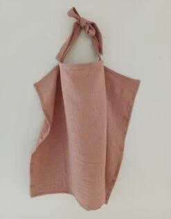 Borstvoedingsdoek Voedingsdoek Blush Met Zicht Op Baby Tijdens De Borstvoeding -Peuterpaleis Winkel 942x1200 2