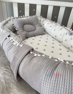 SNS Baby - Babynestje En Hoofdkussen - Organische Katoen - Antibacterieel Babynestje - Anti-Allergisch Babynestje - Grijs En Muis Patroon - 74 X 40 Cm 5 SNS Baby - Babynestje En Hoofdkussen - Organische Katoen - Antibacterieel Babynestje - Anti-Allergisch Babynestje - Grijs En Muis Patroon - 74 X 40 Cm -Peuterpaleis Winkel 942x1200 6