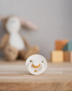 BIBS Fopspeen - Maat 2 (6-18 Maanden) - Peach -Peuterpaleis Winkel 950x1200 4